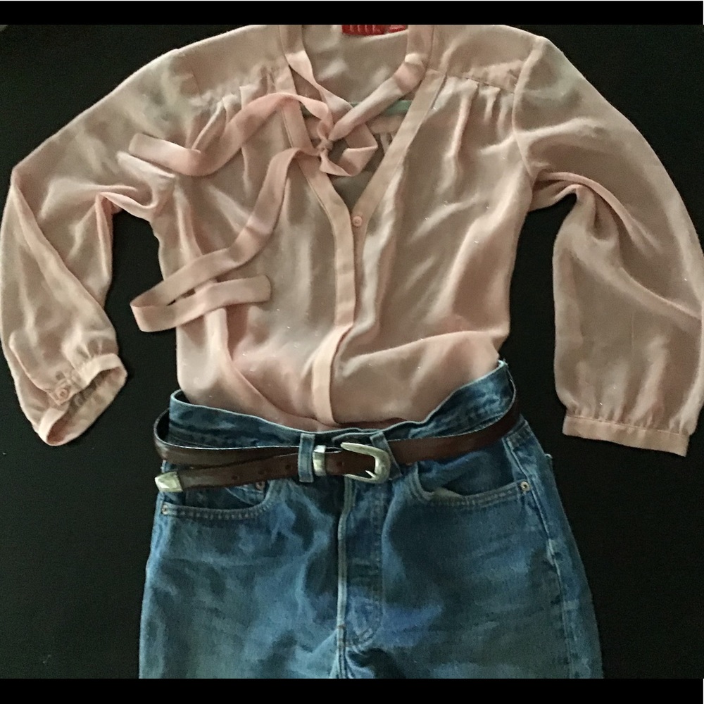 EllE blouse - Picture 3 of 10